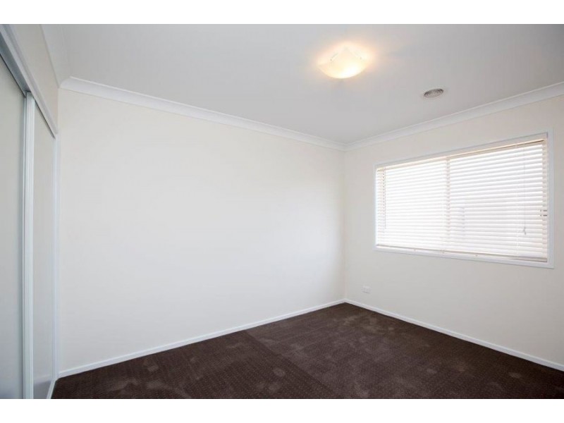 4 Barossa Street, Estella NSW 2650