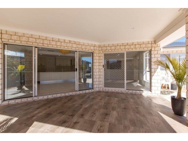 4 Barossa Street, Estella NSW 2650