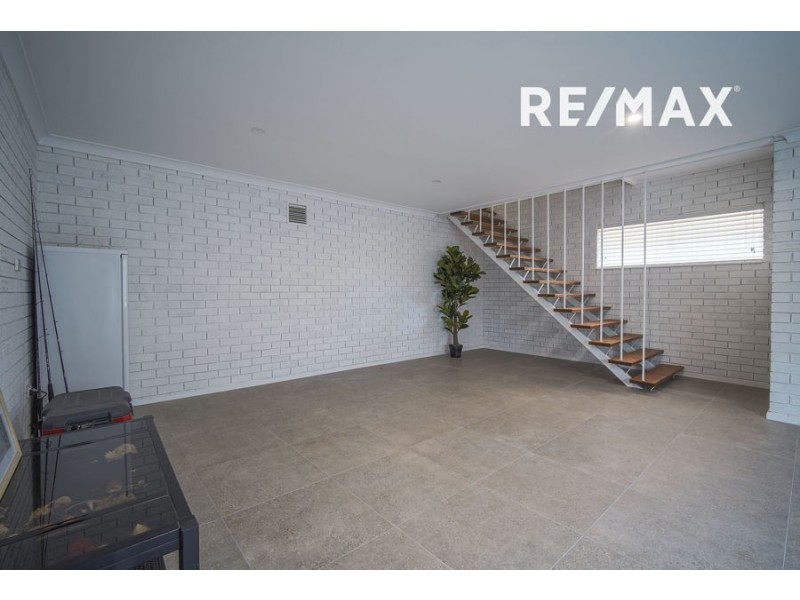 54 Wilks Avenue, Kooringal NSW 2650