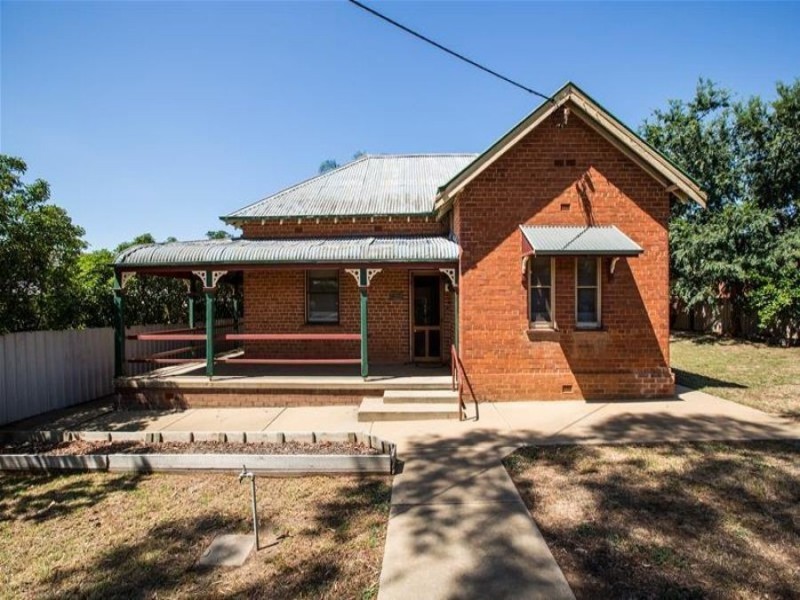 200 Fernleigh Road, Glenfield Park NSW 2650