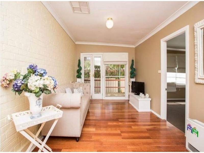 200 Fernleigh Road, Glenfield Park NSW 2650