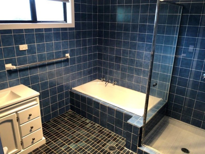 23 Telopea Crescent, Lake Albert NSW 2650