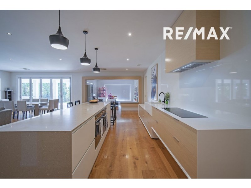 10 Clarence Place, Tatton NSW 2650