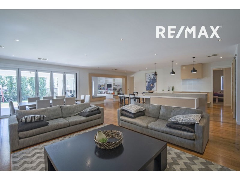 10 Clarence Place, Tatton NSW 2650