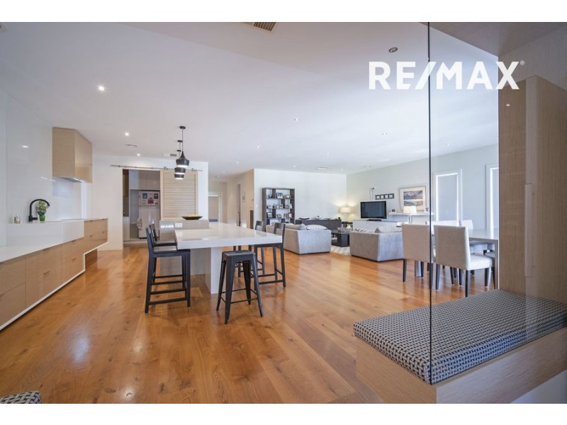 10 Clarence Place, Tatton NSW 2650