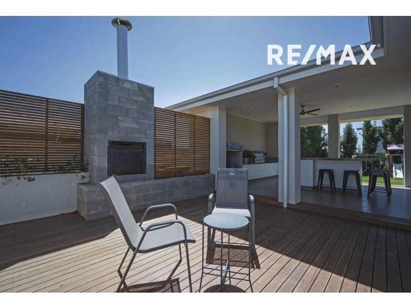 10 Clarence Place, Tatton NSW 2650