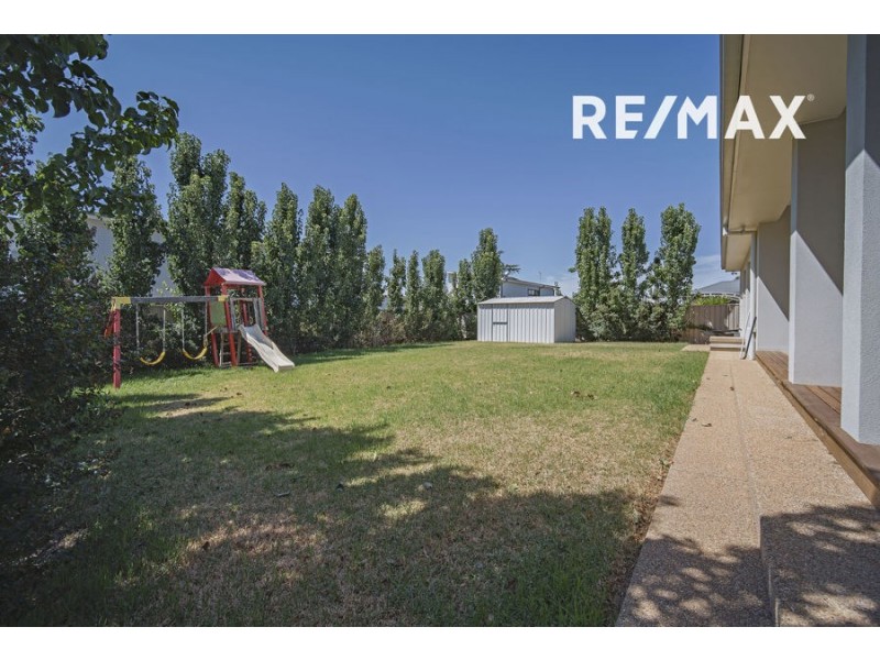 10 Clarence Place, Tatton NSW 2650