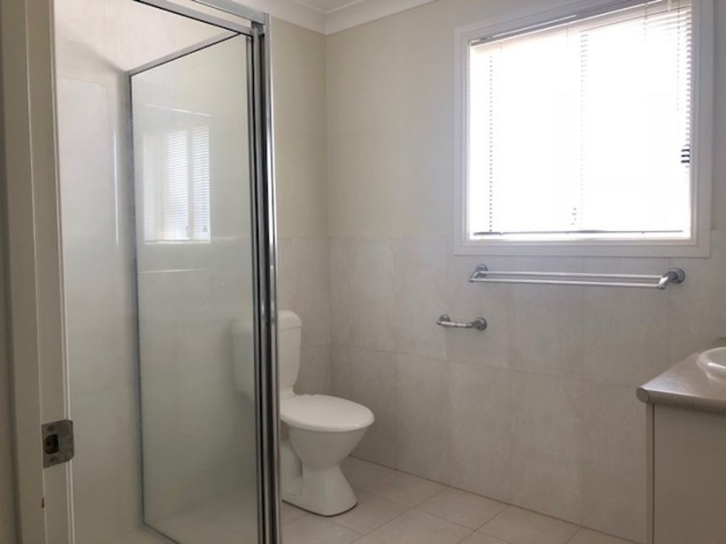 13 Ulandra Place, Estella NSW 2650
