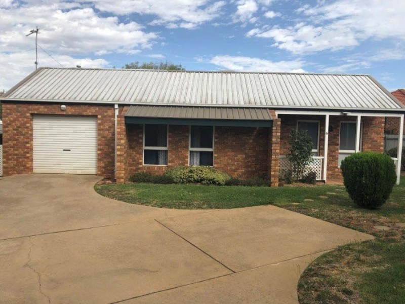 6/47 Karoom Drive, Glenfield Park NSW 2650