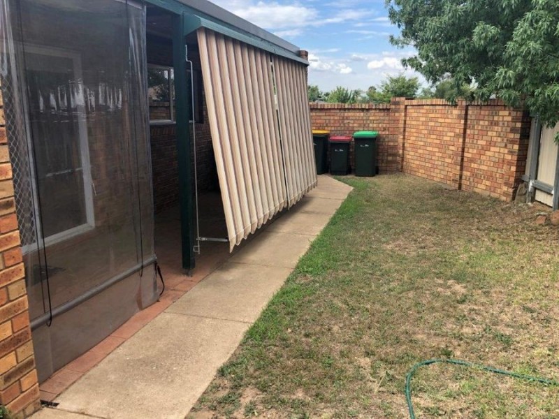 6/47 Karoom Drive, Glenfield Park NSW 2650