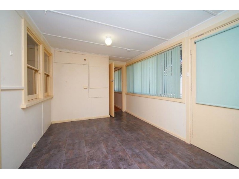 33 Mair Street, Turvey Park NSW 2650