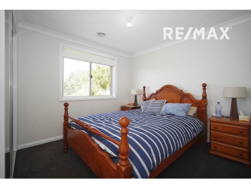 29 Alma Crescent, Estella NSW 2650