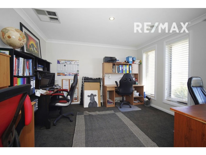 29 Alma Crescent, Estella NSW 2650