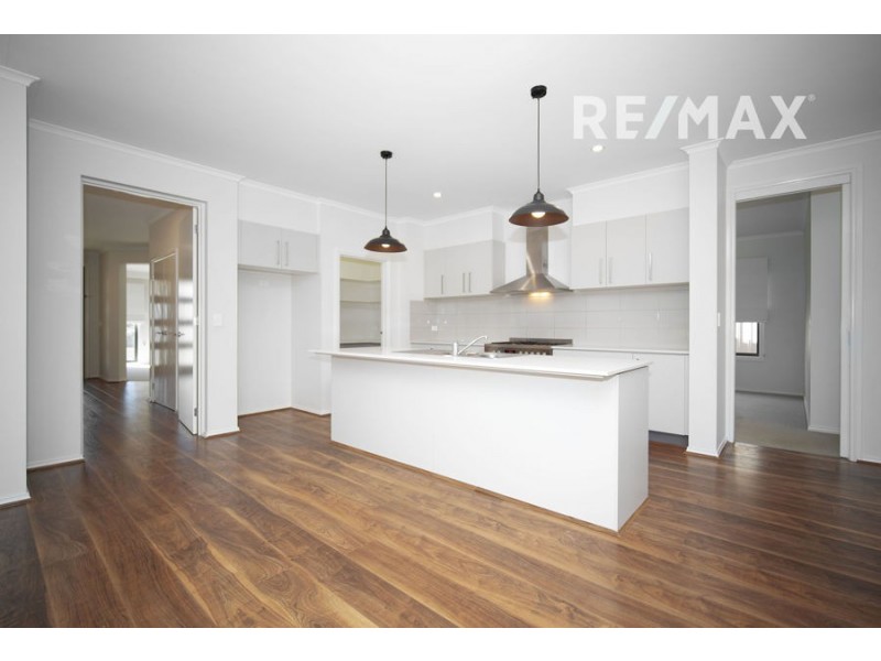 7 St Pauls Place, Gobbagombalin NSW 2650