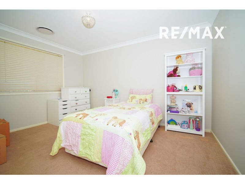 32 Fitzroy Street, Tatton NSW 2650