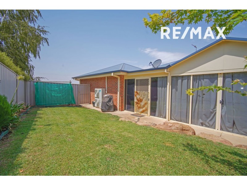 32 Fitzroy Street, Tatton NSW 2650
