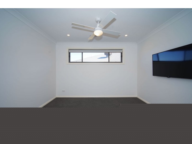 12 Opperman Street, Boorooma NSW 2650