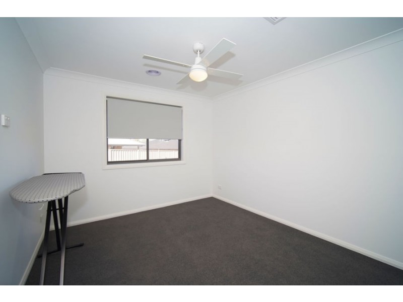 12 Opperman Street, Boorooma NSW 2650