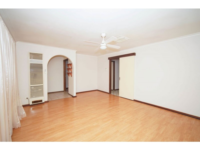 19 Eldershaw Drive, Forest Hill NSW 2651