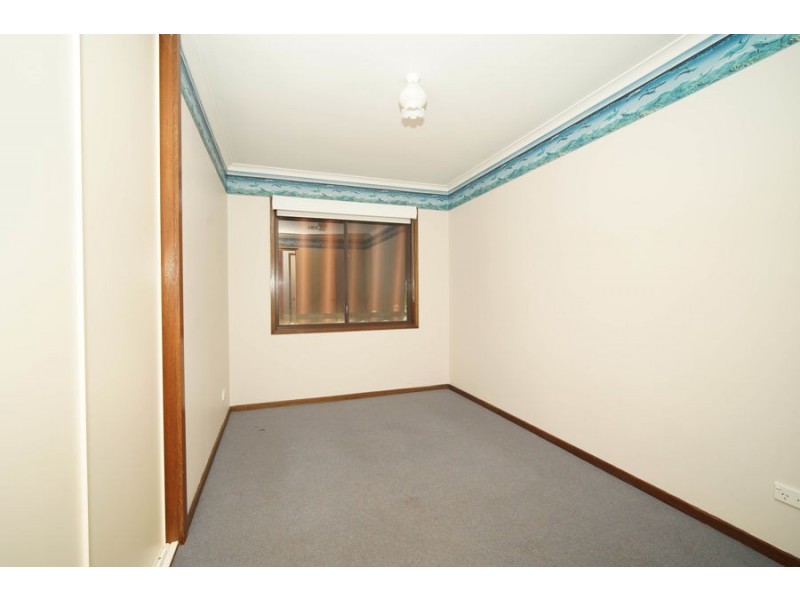 19 Eldershaw Drive, Forest Hill NSW 2651