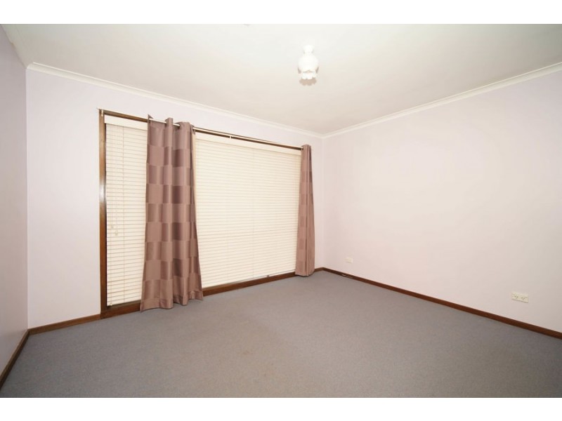19 Eldershaw Drive, Forest Hill NSW 2651