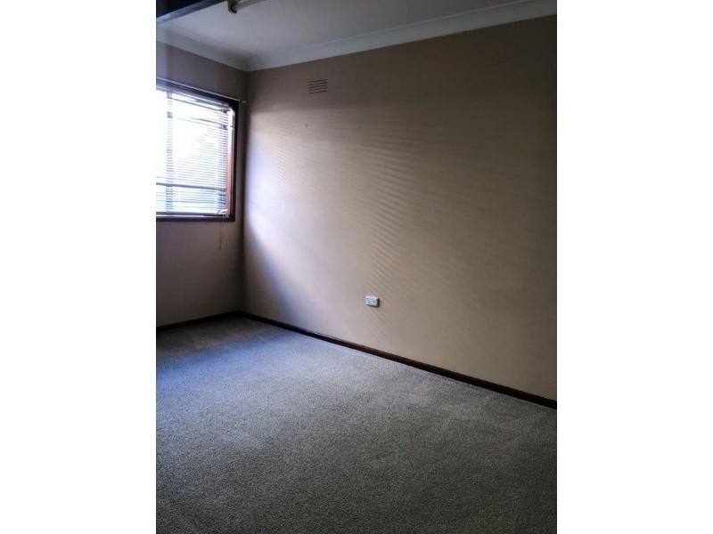 2/12 Marloo Crescent, Kooringal NSW 2650