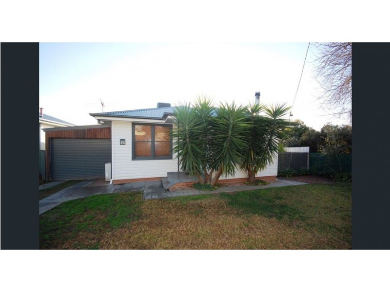 2 Hunter Street, Mount Austin NSW 2650