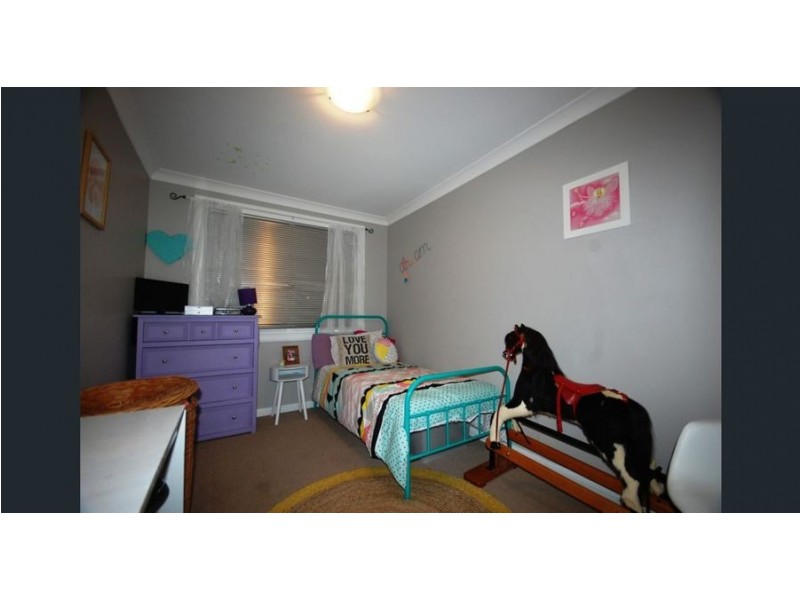 2 Hunter Street, Mount Austin NSW 2650