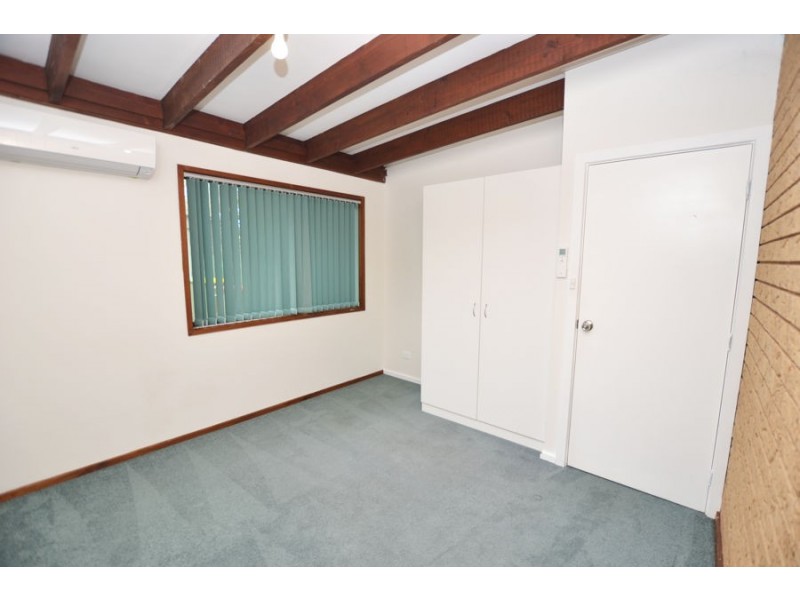 24 Pugsley Avenue, Estella NSW 2650