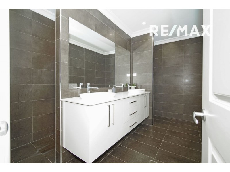 53 Clifton Street, Bourkelands NSW 2650