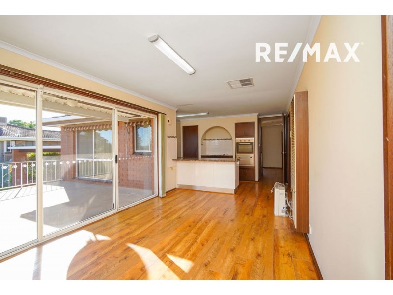 12 Amsterdam Crescent, Tolland NSW 2650