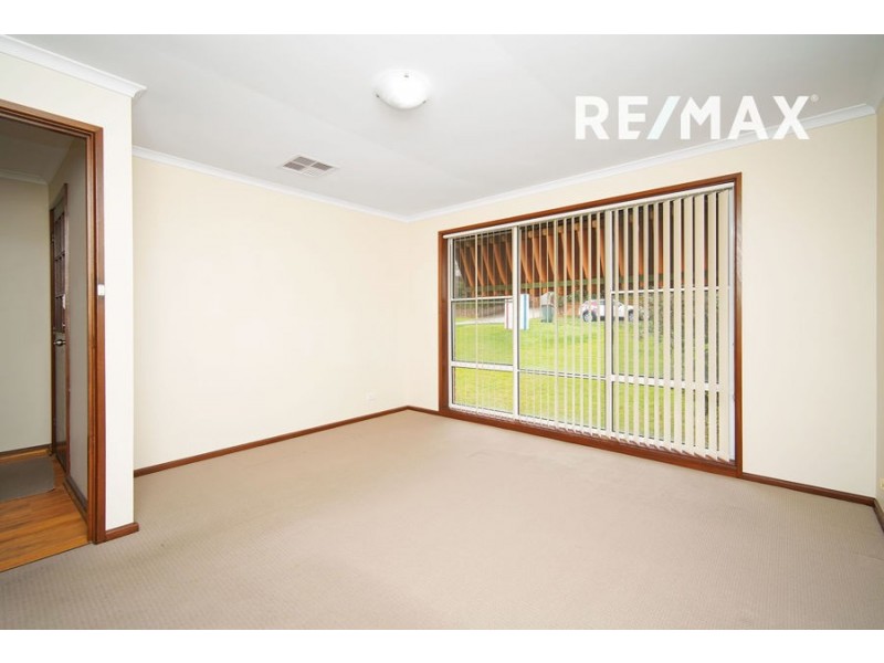 12 Amsterdam Crescent, Tolland NSW 2650