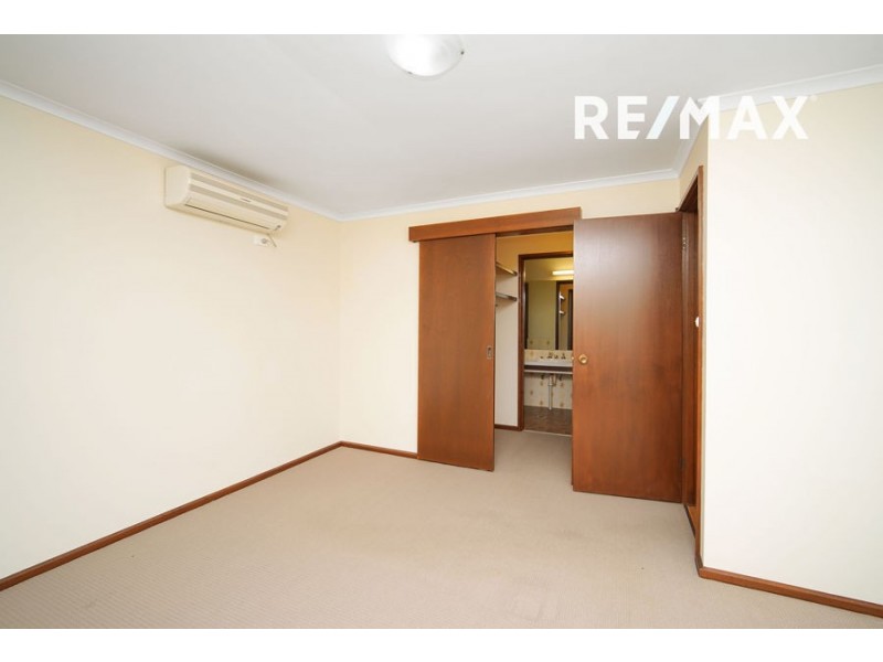 12 Amsterdam Crescent, Tolland NSW 2650