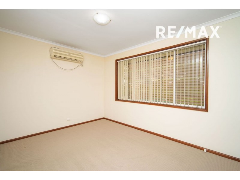 12 Amsterdam Crescent, Tolland NSW 2650