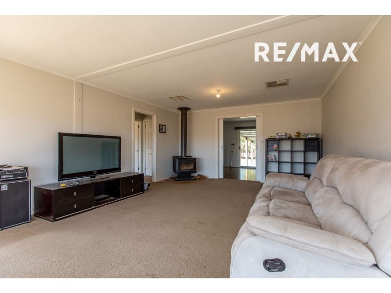 119 Gradys Lane, Coolamon NSW 2701