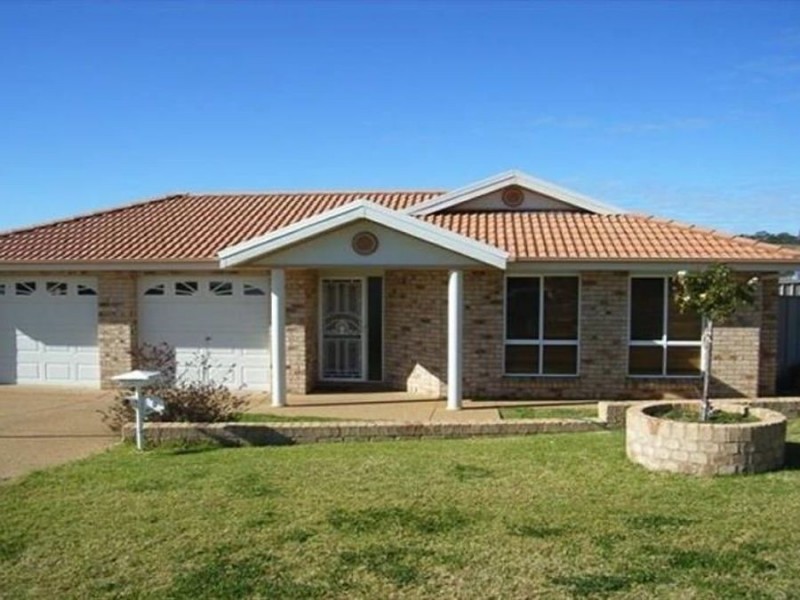 9 Illeura Road, Bourkelands NSW 2650