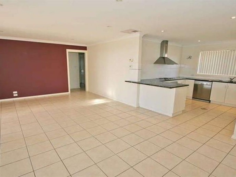 9 Illeura Road, Bourkelands NSW 2650