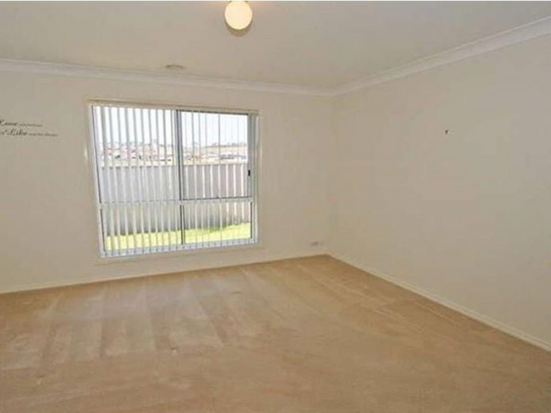 9 Illeura Road, Bourkelands NSW 2650