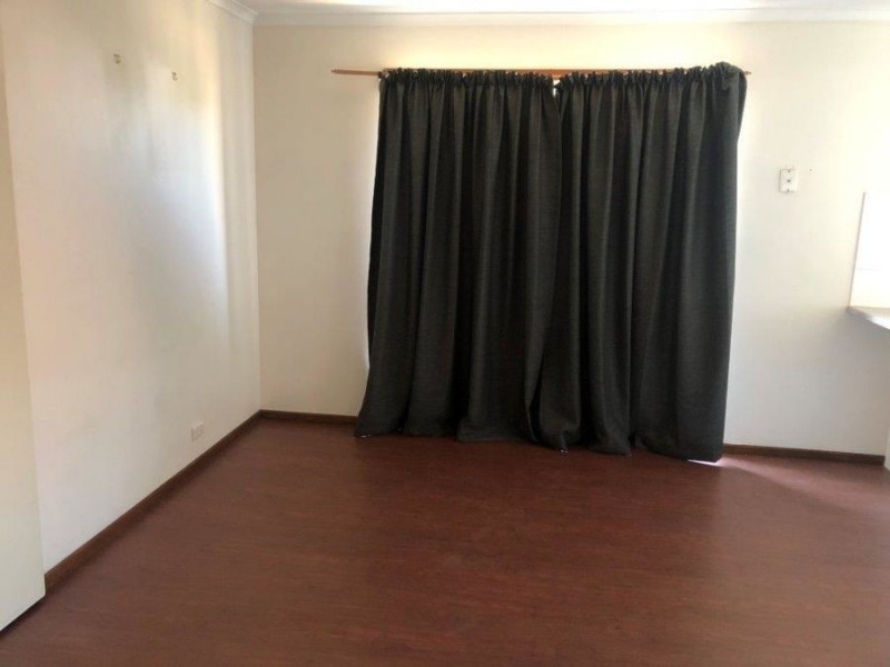 6 Lonergan Place, Wagga Wagga NSW 2650