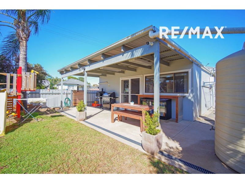 1 Hurst Street, North Wagga Wagga NSW 2650