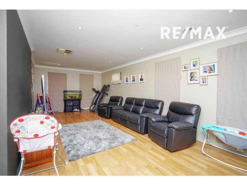 5 Crisp Drive, Ashmont NSW 2650