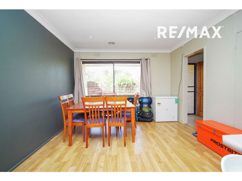 5 Crisp Drive, Ashmont NSW 2650