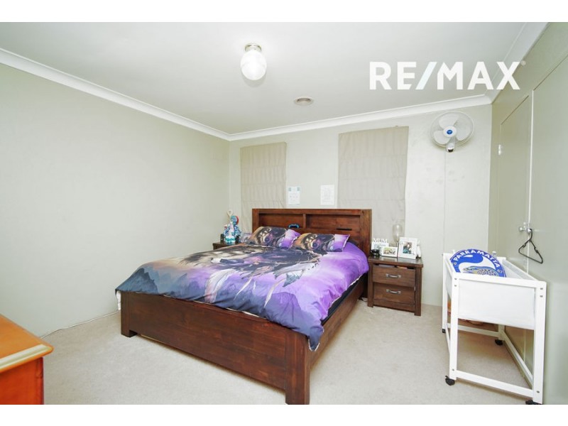 5 Crisp Drive, Ashmont NSW 2650