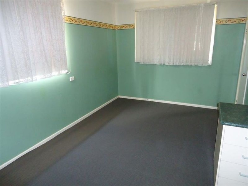 15 Mount Austin Avenue, Mount Austin NSW 2650