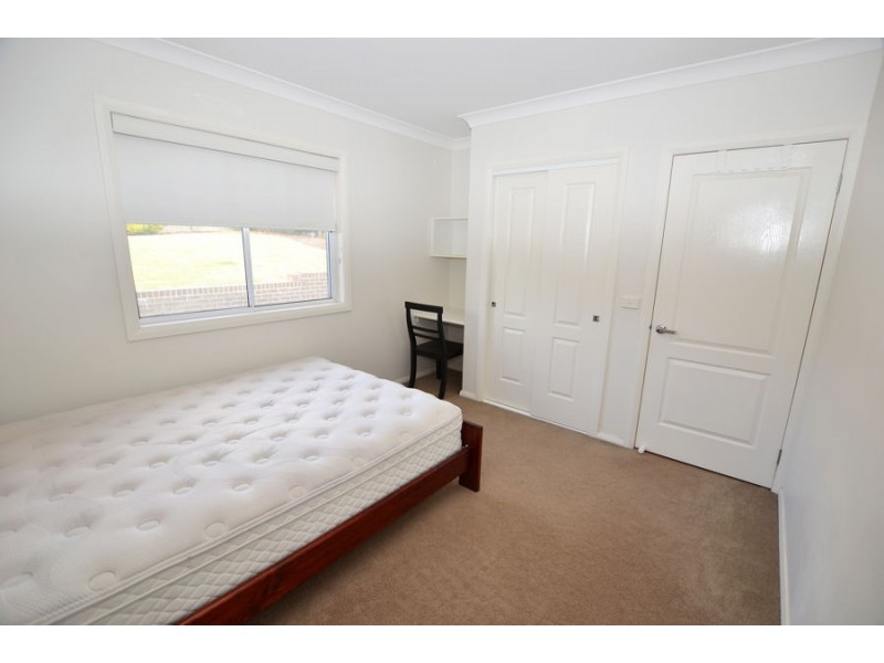 17 Osterley Street, Bourkelands NSW 2650