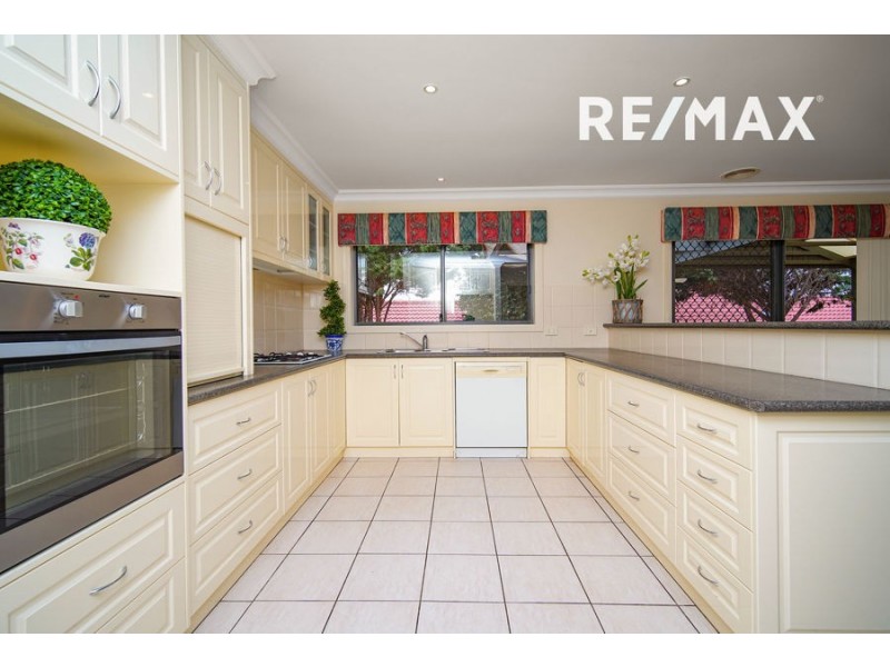 26 Stirling Boulevard, Tatton NSW 2650