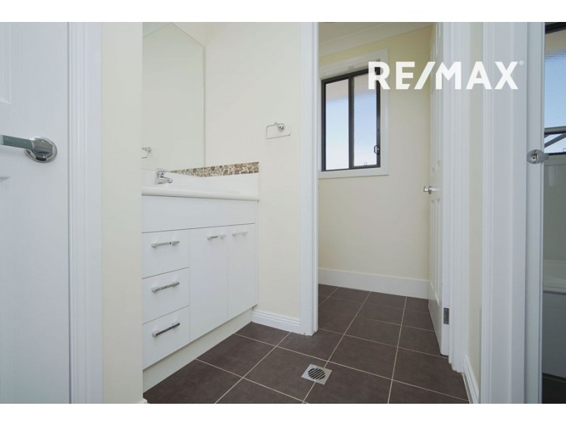 16 Yandee Place, Estella NSW 2650