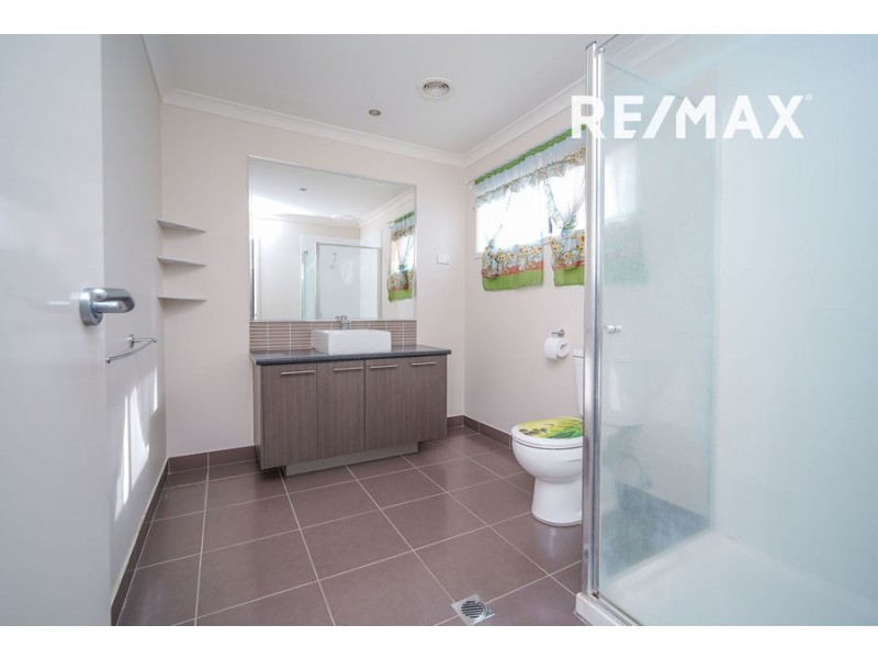 26 Melaleuca Drive, Forest Hill NSW 2651