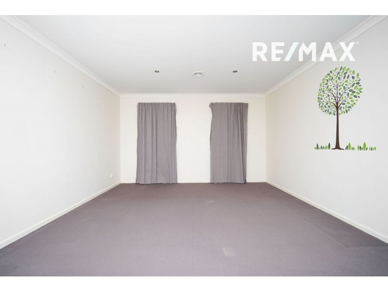 26 Melaleuca Drive, Forest Hill NSW 2651