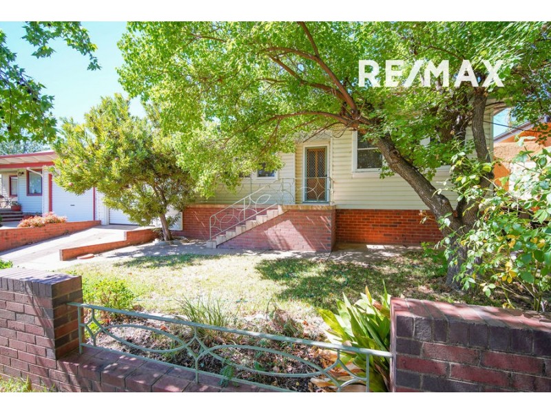 33 Mair Street, Turvey Park NSW 2650